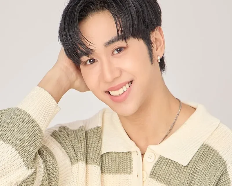 Thanawin Teeraphosukarn Biography: Age, Real Name, Net Worth, Height, Weight, Series, GMMTV Thanawin Teeraphosukarn Biography: Age, Real Name, Net Worth, Height, Weight, Series, GMMTV