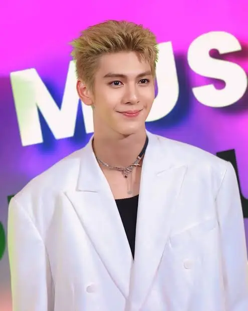 Wachirawit Wattanaphakdipaisan Biography: Age, Real Name, Net Worth, Height, Weight, Brother, Series, Songs Wachirawit Wattanaphakdipaisan Biography: Age, Real Name, Net Worth, Height, Weight, Brother, Series, Songs