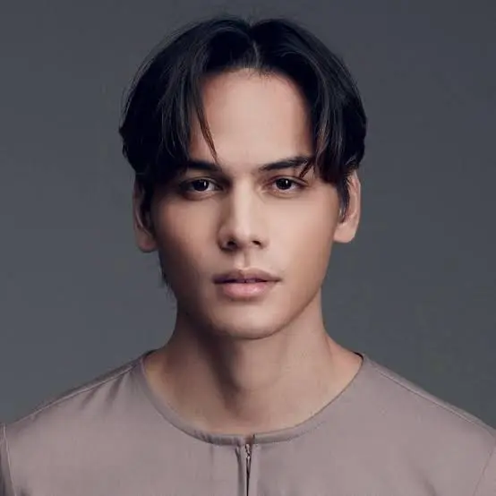 Ikmal Amry Biography: Age, Real Name, Wife, Children, Net Worth, Height, Movies Ikmal Amry Biography: Age, Real Name, Wife, Children, Net Worth, Height, Movies