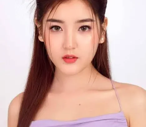 Yamoan Myint Myat Biography: Age, Net Worth, Boyfriend, Height, TV Shows, TikTok Yamoan Myint Myat Biography: Age, Net Worth, Boyfriend, Height, TV Shows, TikTok