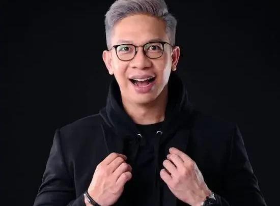 Yudist Ardhana Biography: Age, Wife, Net Worth, Daughter, Height, Career, Magic, YouTube, Parents Yudist Ardhana Biography: Age, Wife, Net Worth, Daughter, Height, Career, Magic, YouTube, Parents