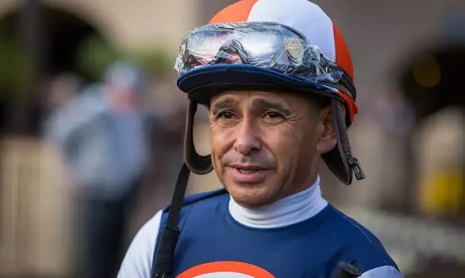 Mike E. Smith Biography: Wife, Age, Net Worth, Height, Parents, Horses, Career Stats Mike E. Smith Biography: Wife, Age, Net Worth, Height, Parents, Horses, Career Stats