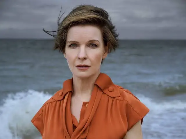 Jacqueline McKenzie Biography: Age, Boyfriend, Daughter, Net Worth, Height, Movies, TV Shows, Awards Jacqueline McKenzie Biography: Age, Boyfriend, Daughter, Net Worth, Height, Movies, TV Shows, Awards