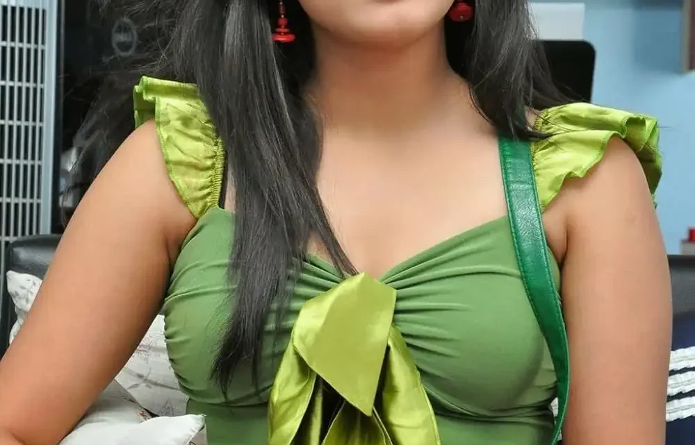 Hariprriya Biography: Age, Husband, Child, Net Worth, Movies, Awards, Controversy Hariprriya Biography: Age, Husband, Child, Net Worth, Movies, Awards, Controversy