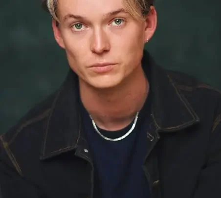 Bryn Chapman Parish Biography: Age, Height, Net Worth, Heartbreak High, Band, Awards