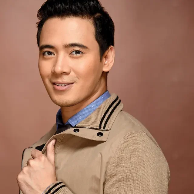 Erik Santos Biography: Age, Height, Net Worth, Songs, Albums, Parents, Awards Erik Santos Biography: Age, Height, Net Worth, Songs, Albums, Parents, Awards