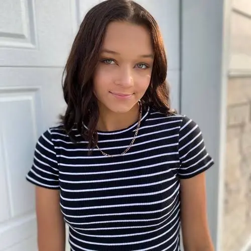 Peyton Kaye Evans Biography: Age, Parents, Brother, Net Worth, Height, Dance Career, TV Shows Peyton Kaye Evans Biography: Age, Parents, Brother, Net Worth, Height, Dance Career, TV Shows