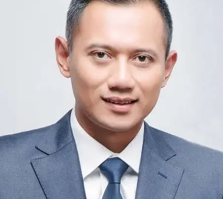 Agus Harimurti Yudhoyono Biography: Age, Wife, Daughter, Net Worth, Parents, Brother, Career, Military Service Agus Harimurti Yudhoyono Biography: Age, Wife, Daughter, Net Worth, Parents, Brother, Career, Military Service