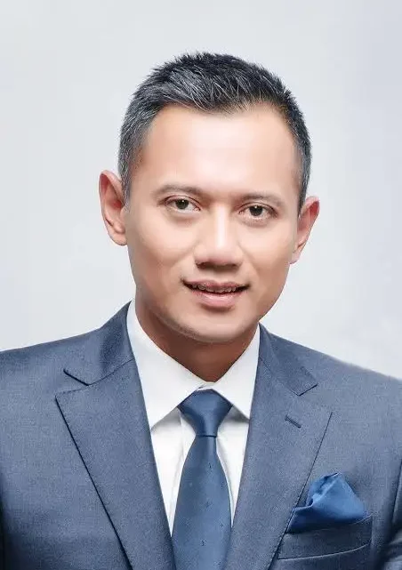 Agus Harimurti Yudhoyono Biography: Age, Wife, Daughter, Net Worth, Parents, Brother, Career, Military Service Agus Harimurti Yudhoyono Biography: Age, Wife, Daughter, Net Worth, Parents, Brother, Career, Military Service