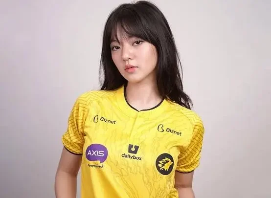 Sheryl Jesslyn (ONIC Sze) Biography: Age, Sister, Net Worth, Nationality, Instagram, Boyfriend Sheryl Jesslyn (ONIC Sze) Biography: Age, Sister, Net Worth, Nationality, Instagram, Boyfriend