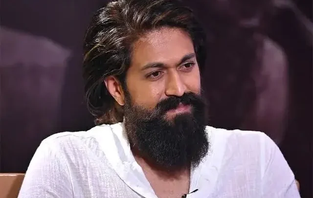 Yash (actor) Biography: Wife, Age, Children, Net Worth, Height, Parents, Movies, Awards, Sister Yash (actor) Biography: Wife, Age, Children, Net Worth, Height, Parents, Movies, Awards, Sister