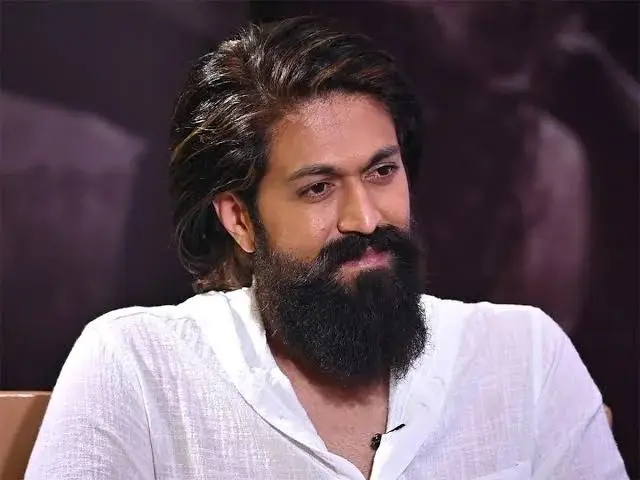 Yash (actor) Biography: Wife, Age, Children, Net Worth, Height, Parents, Movies, Awards, Sister Yash (actor) Biography: Wife, Age, Children, Net Worth, Height, Parents, Movies, Awards, Sister