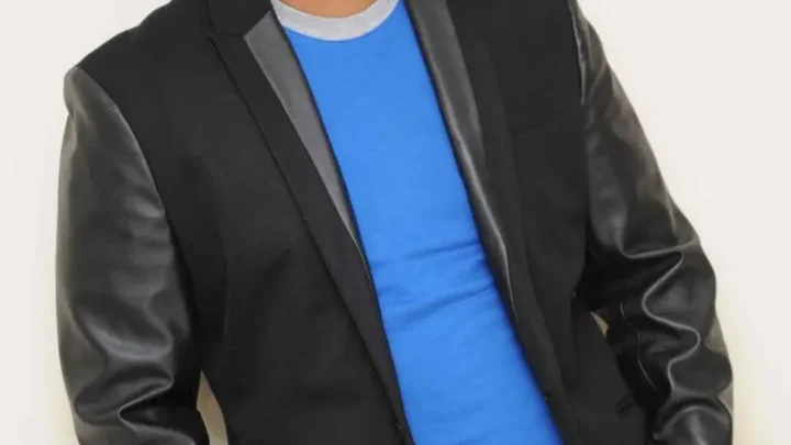 Arjun Janya Biography: Wife, Age, Daughter, Net Worth, Height, Parents, Songs, Movies, Awards Arjun Janya Biography: Wife, Age, Daughter, Net Worth, Height, Parents, Songs, Movies, Awards