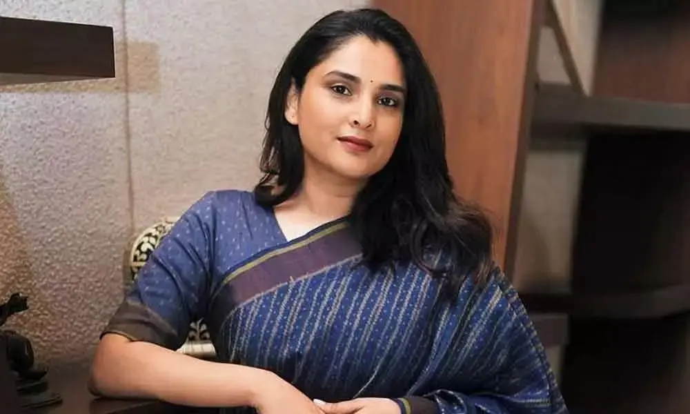 Ramya (actress) Biography: Age, Real Name, Net Worth, Height, Weight, Husband, Mother, Movies, Awards