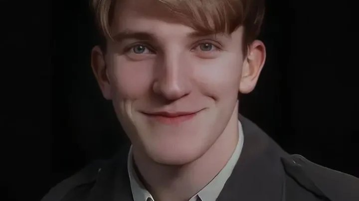 Ewan Mitchell Biography: Age, Height, Net Worth, Movies, TV Shows, Partner, House of the Dragon Ewan Mitchell Biography: Age, Height, Net Worth, Movies, TV Shows, Partner, House of the Dragon