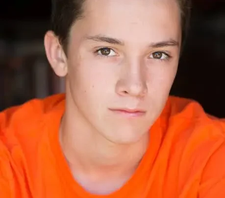 Griffin Cleveland Biography: Age, Parents, Net Worth, Height, Movies & TV Shows, Girlfriend Griffin Cleveland Biography: Age, Parents, Net Worth, Height, Movies & TV Shows, Girlfriend