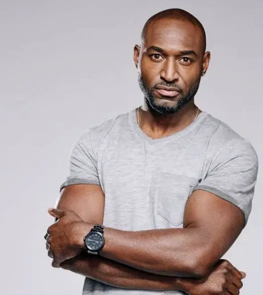 Adrian Holmes Biography: Age, Wife, Height, Net Worth, Movies, TV Shows, Awards Adrian Holmes Biography: Age, Wife, Height, Net Worth, Movies, TV Shows, Awards