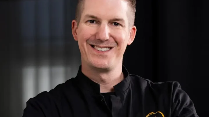 Marcel Paa Biography: Age, Net Worth, Career, Books, Nationality, Wife, Ethnicity