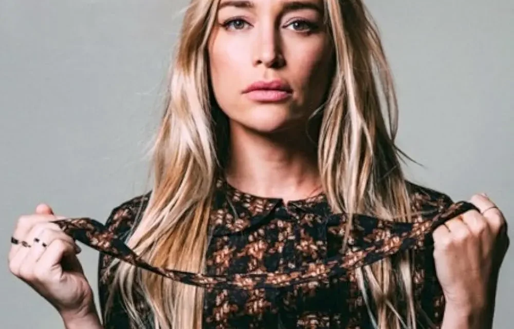 Piper Perabo Biography: Age, Height, Husband, Net Worth, Movies, Career, Awards