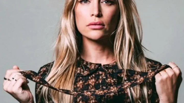 Piper Perabo Biography: Age, Height, Husband, Net Worth, Movies, Career, Awards