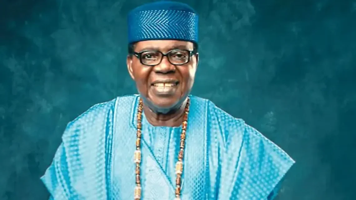 Ebenezer Obey Biography: Age, Wife, Children, Net Worth, Parents, Albums, Songs, Family Ebenezer Obey Biography: Age, Wife, Children, Net Worth, Parents, Albums, Songs, Family