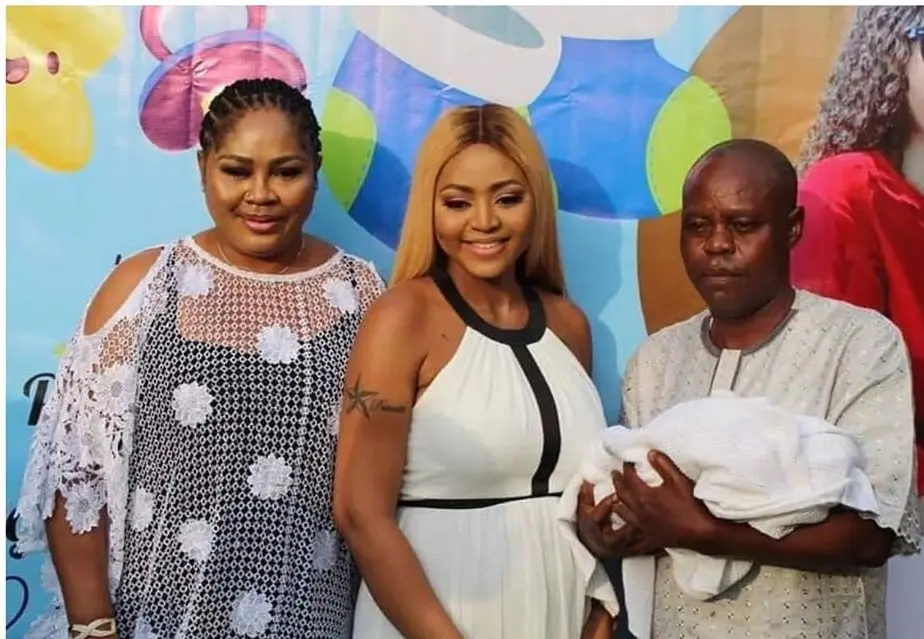 Meet Regina Daniels’ Parents: Rita Daniels and Jude Ojeogwu Meet Regina Daniels’ Parents: Rita Daniels and Jude Ojeogwu