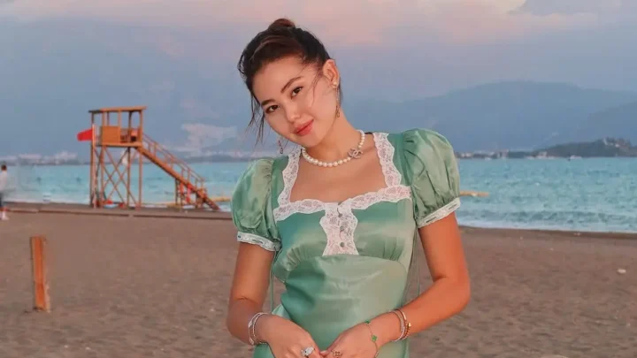 Damelya Sweet Biography: Age, Songs, Height, Net Worth, Parents, Boyfriend, Wikipedia Damelya Sweet Biography: Age, Songs, Height, Net Worth, Parents, Boyfriend, Wikipedia