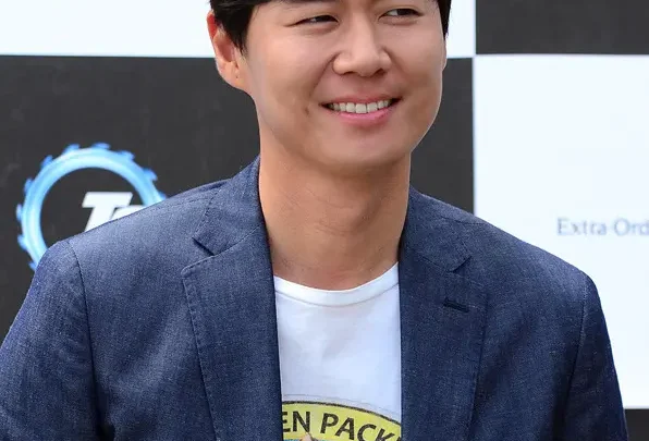 Yeon Jung-hoon Biography: Children, Wife, Films, TV Series, Age, Net Worth, Height, Siblings, Parents