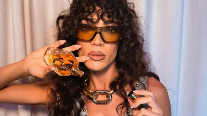 Ivi Adamou Biography: Child, Husband, Singles, Albums, Age, Net Worth, Height, Siblings, Parents