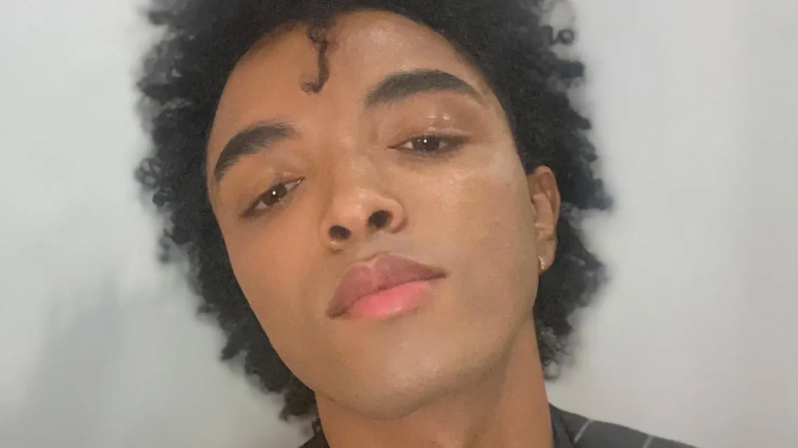 Odiseas Georgiadis Biography: Age, Net Worth, Height, Siblings, Parents, TV Series, Movies, Girlfriend, Songs Odiseas Georgiadis Biography: Age, Net Worth, Height, Siblings, Parents, TV Series, Movies, Girlfriend, Songs