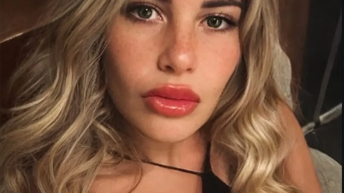 Hussein Fahmy’s daughter Mennat-Allah Hussein Fahmy Biography: Husband, Movies, Siblings, Parents, Age, Net Worth, Height Hussein Fahmy’s daughter Mennat-Allah Hussein Fahmy Biography: Husband, Movies, Siblings, Parents, Age, Net Worth, Height