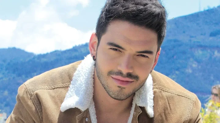 Sebastián Carvajal Biography: Age, Height, Parents, Siblings, Net Worth, Movies, TV Series, Girlfriend, Pictures