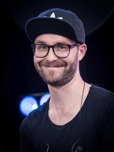 Mark Forster Biography: Age, Wife, Son, Net Worth, Songs, Albums, Career Mark Forster Biography: Age, Wife, Son, Net Worth, Songs, Albums, Career