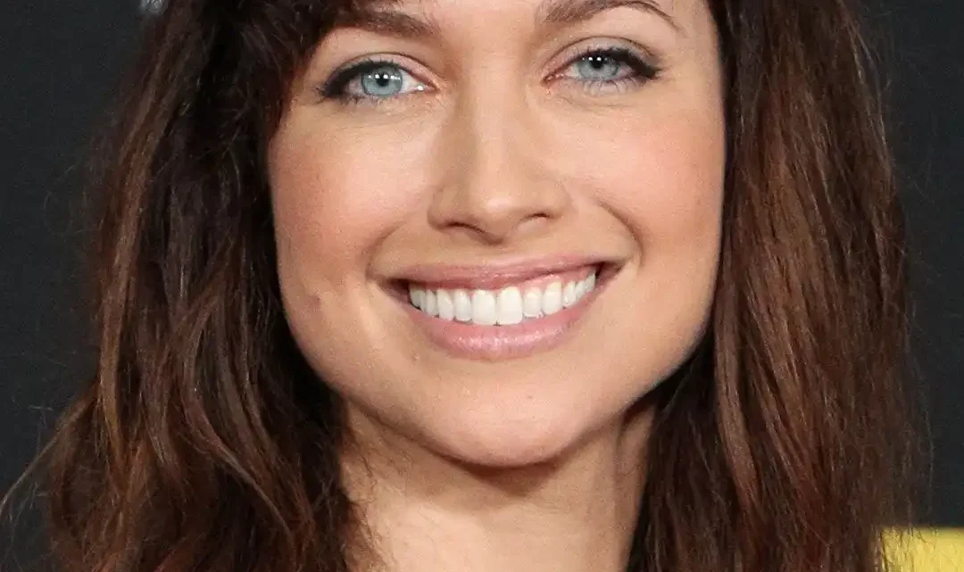 Maiara Walsh Biography: Age, Boyfriend, Net Worth, Height, Movies & TV Shows, Parents, Sister