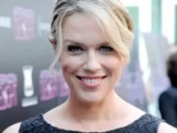 Jessica St. Clair Biography: Husband, Age, Daughter, Height, Net Worth, Movies & TV Shows, Instagram
