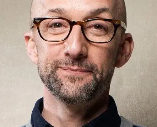 Jim Rash Biography: Age, Wife, Net Worth, Height, Movies & TV Shows, Partner, Awards
