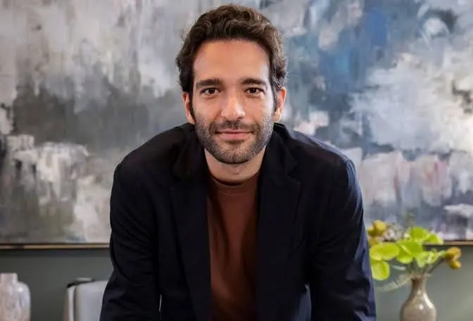 Humberto Carrão Biography: Age, Height, Net Worth, Parents, Girlfriend, Movies & TV Shows, Career