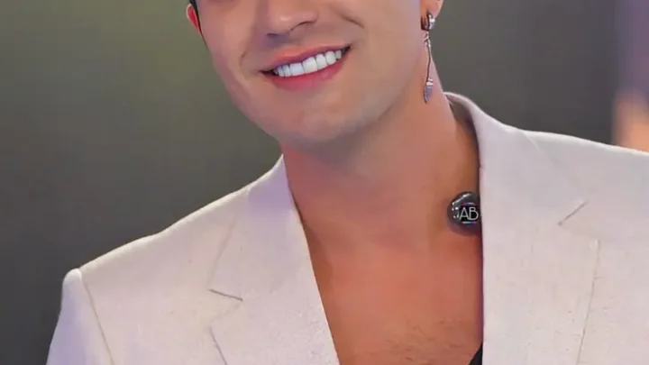 Luan Santana Biography: Wife, Age, Height, Net Worth, Parents, Sister, Career, Songs, Movies