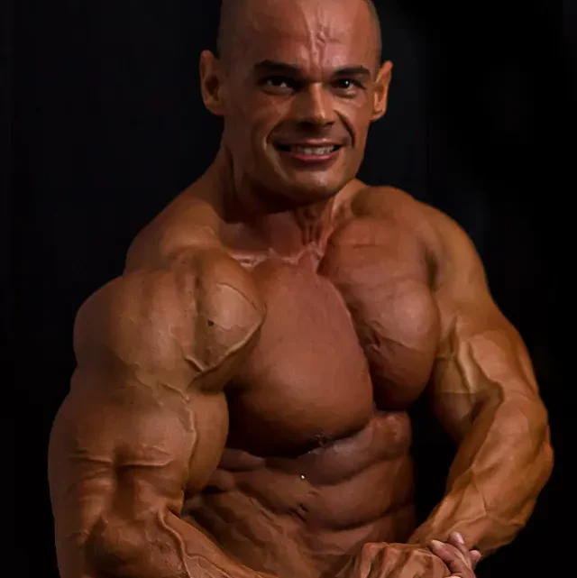 Marco César Biography: Wiki, Ethnicity, Age, Wife, Net Worth, Career, Education