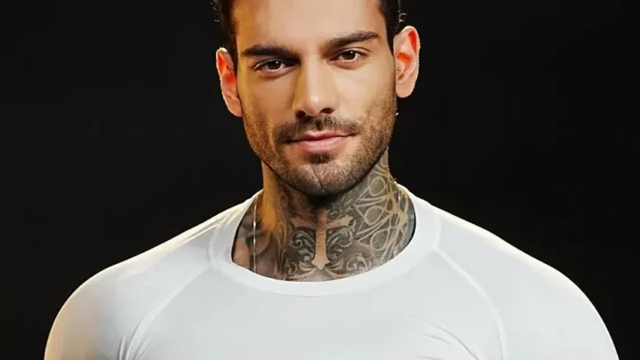 Lucas Lucco Biography: Wife, Age, Height, Net Worth, Parents, Brother, Career, Movies