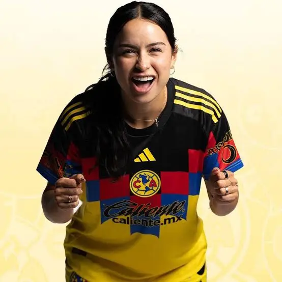 Scarlett Camberos Biography: Age, Salary, Height, Net Worth, Parents, Siblings, Career, Stats, Boyfriend