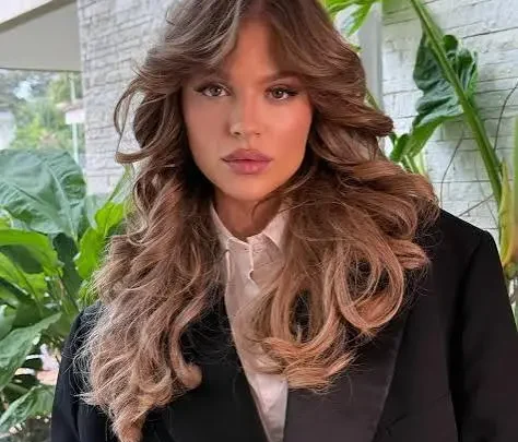 Luísa Sonza Biography: Net Worth, Age, Songs, Albums, Movies, Awards, Husband, Parents