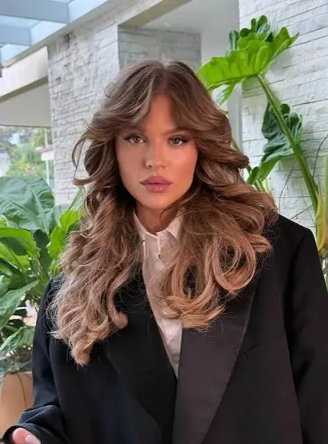 Luísa Sonza Biography: Net Worth, Age, Songs, Albums, Movies, Awards, Husband, Parents