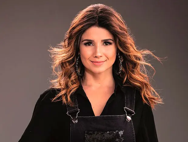 Paula Fernandes Biography: Age, Husband, Net Worth, Songs, Height, Parents, Albums, Movies