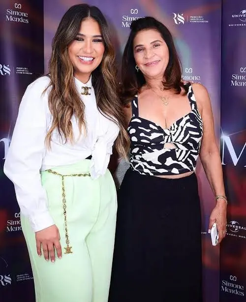 Simaria’s mother, Mara Mendes Biography: Age, Husband, Daughters, Net Worth, Children, Family