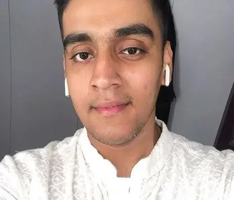 Raghav Sharma Biography: Age, Girlfriend, Net Worth, Height, Avneet Kaur, Parents, Movies, Career