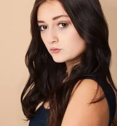 Sophie Fergi Biography: Age, Boyfriend, Net Worth, Height, Movies, YouTube, Career