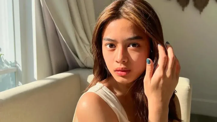 Aqeela Aza Calista Biography: Boyfriend, Age, Net Worth, Height, Parents, Movies & TV Shows, Songs