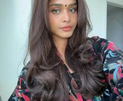 Sruthi Jayadevan Biography: Boyfriend, Age, Net Worth, Height, Parents, Partner, Fashion, Instagram