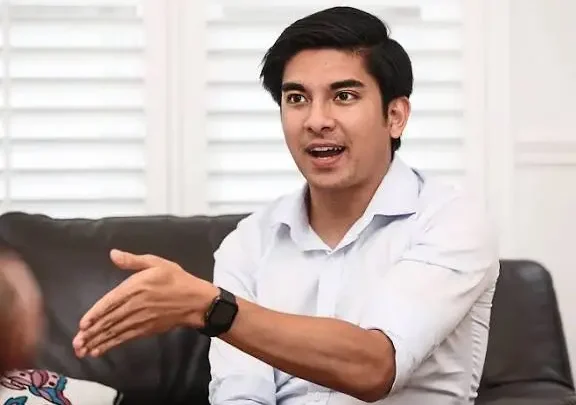 Syed Saddiq Biography: Age, Wife, Net Worth, Height, Parents, Career, Political Party, Controversy